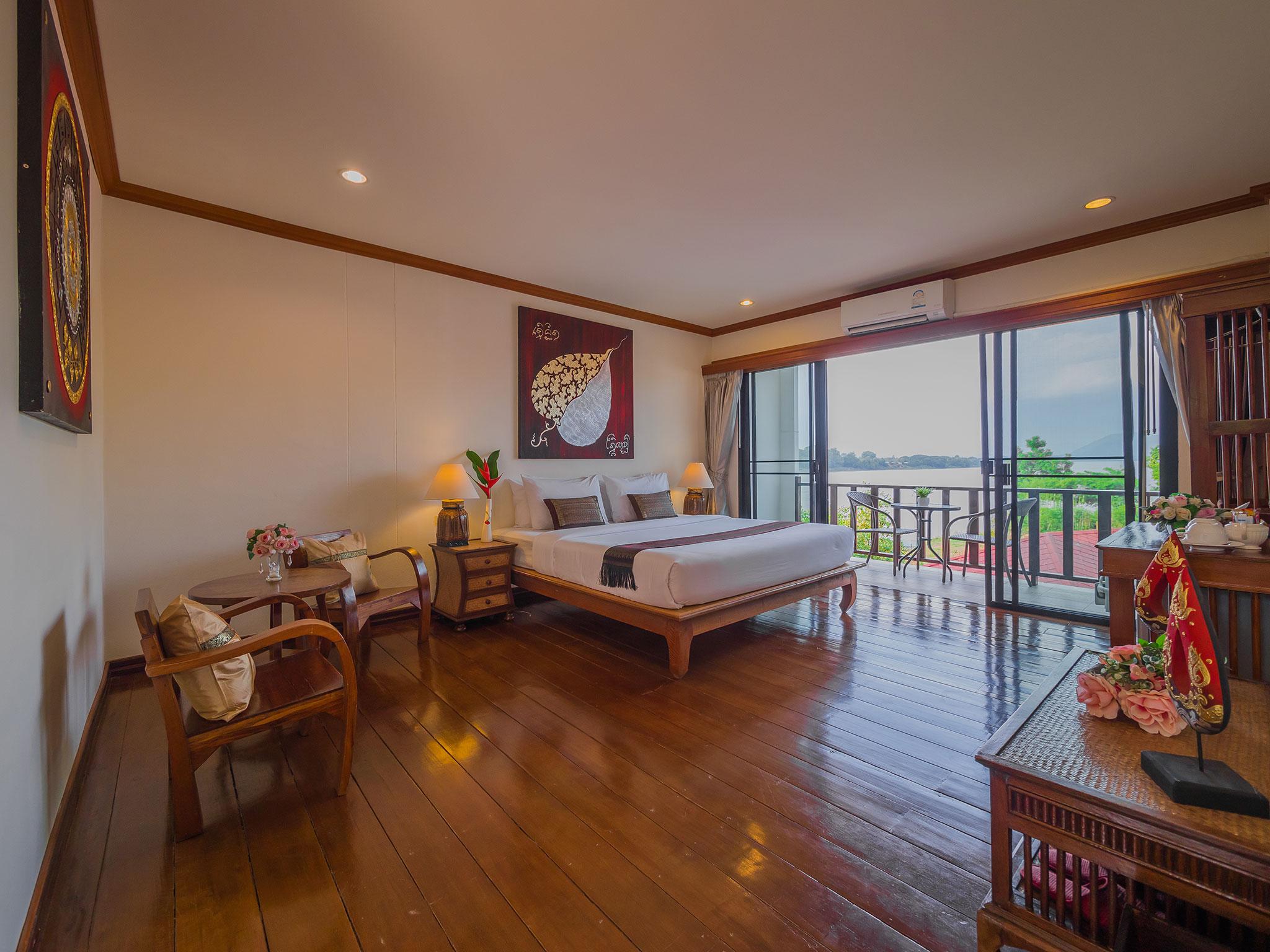 Chiangkhan River Mountain Resort Chiang Khan Exterior photo