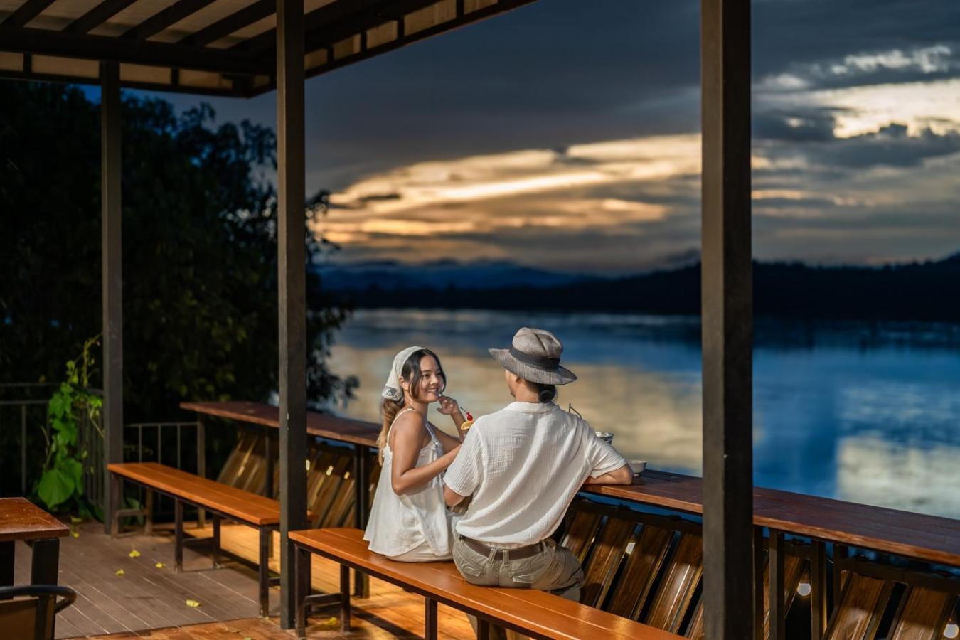Chiangkhan River Mountain Resort Chiang Khan Exterior photo